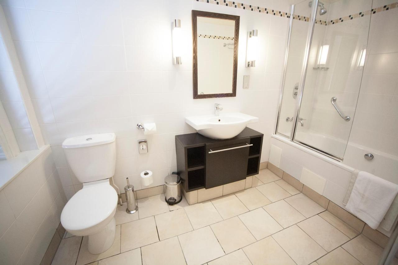 Hotel Buckerell 3*